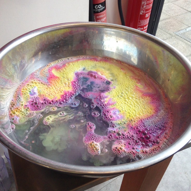The Experimenter Bath Bomb Review