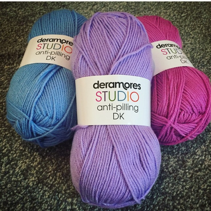 Deramores Wool Friendship bracelets