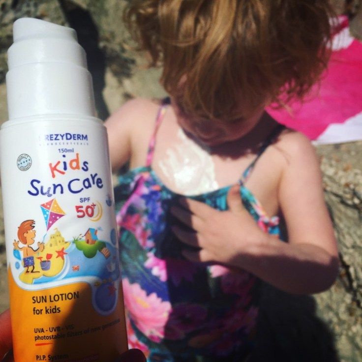 FrezyDerm Suncare