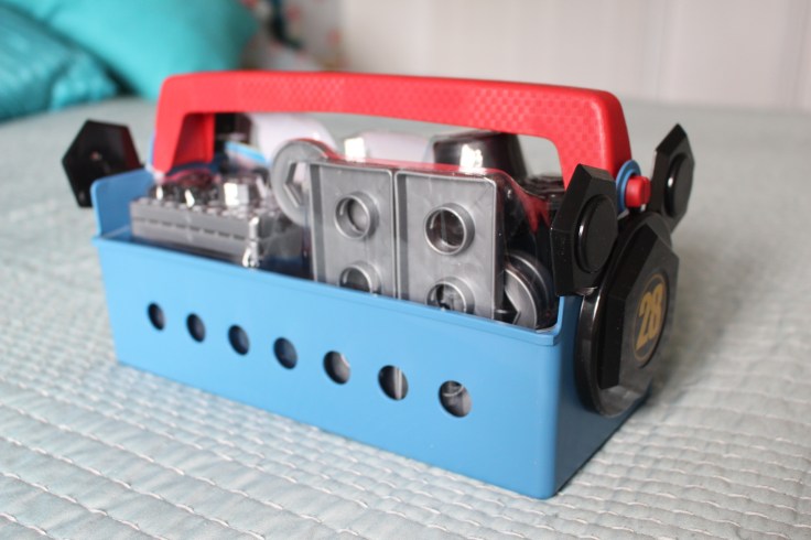 Mickey Roadster Racers Toolbox back