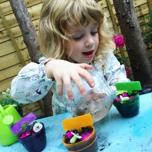 Outdoor Discovery Set Review