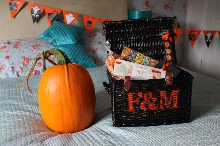 Fortnum & Mason Wicked Wicker Halloween Hamper Review