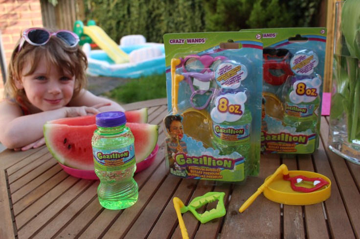 Gazillion Bubbles Crazy Wands Review