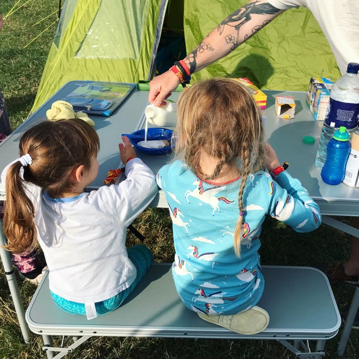 EUROHIKE Family Picnic Table Set Review