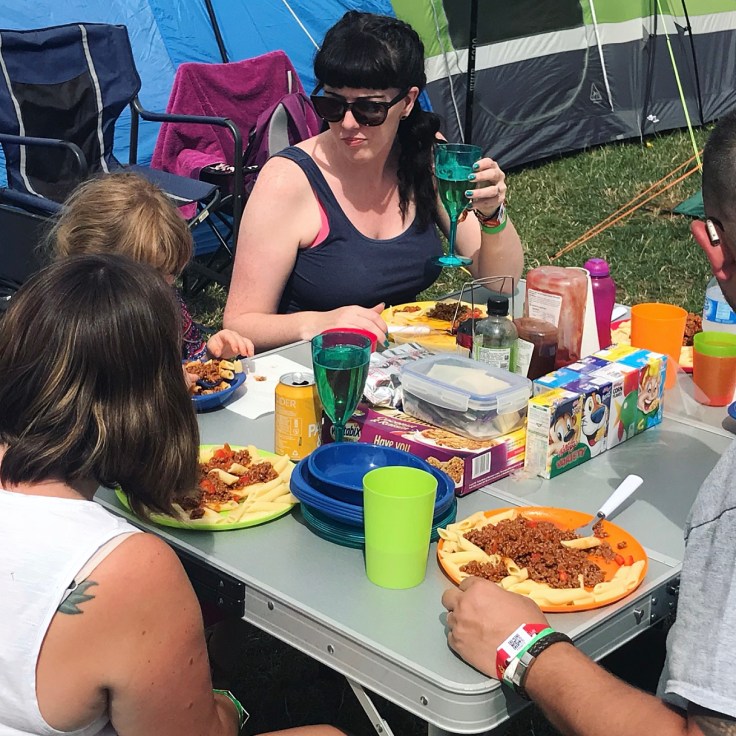 EUROHIKE Family Picnic Table Set Review