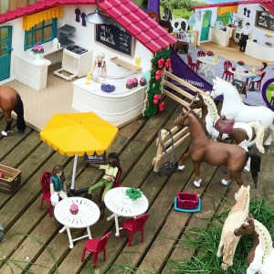 Schleich Horse Club Riders Cafe Playset Review