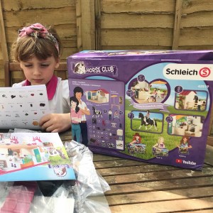 Schleich Horse Club Riders Cafe Playset Review