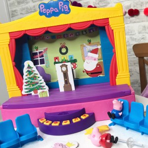 Peppa Pig’s Stage Playset Review