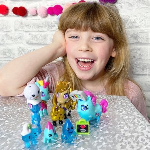 Uni-Verse Toy Review