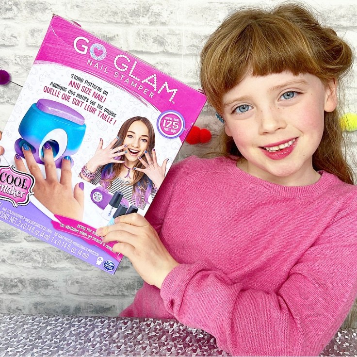 Cool Maker GO GLAM Nail Stamper!