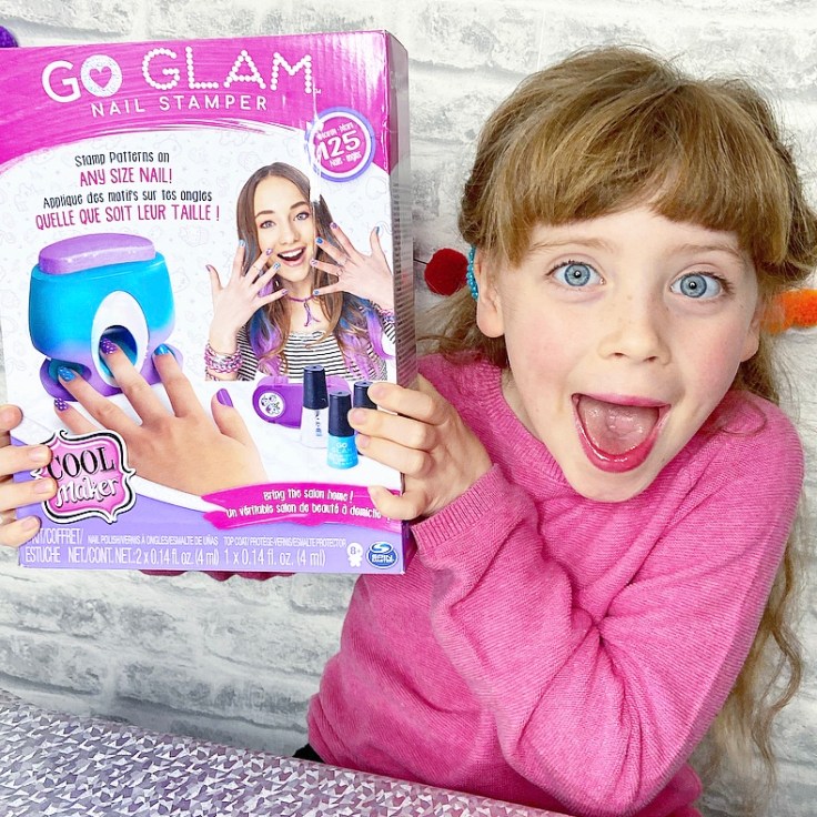 Cool Maker GO GLAM Nail Stamper!