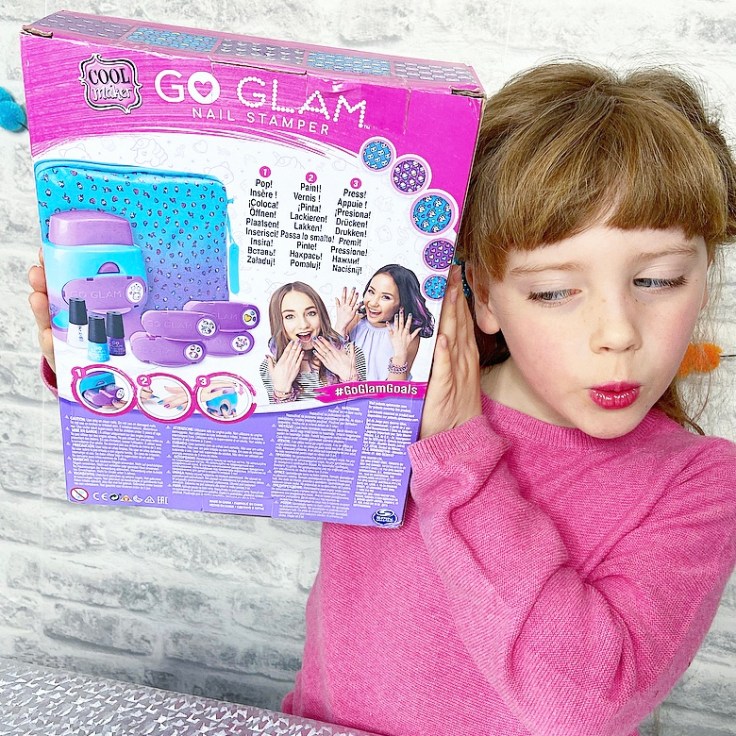 Cool Maker GO GLAM Nail Stamper!