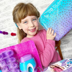 Cool Maker GO GLAM Nail Stamper!