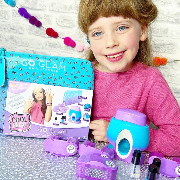 Cool Maker GO GLAM Nail Stamper!