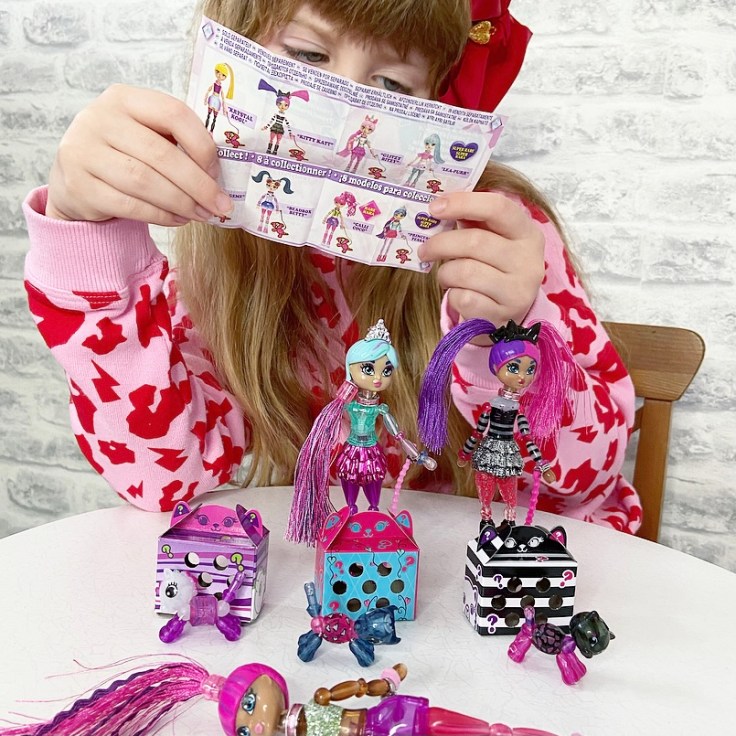 Twisty Girlz from Spin Master